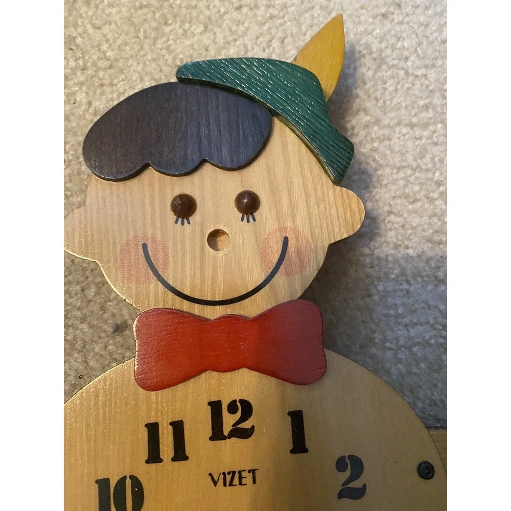 Walt Disney PINOCCHIO Wooden WALL CLOCK VINTAGE